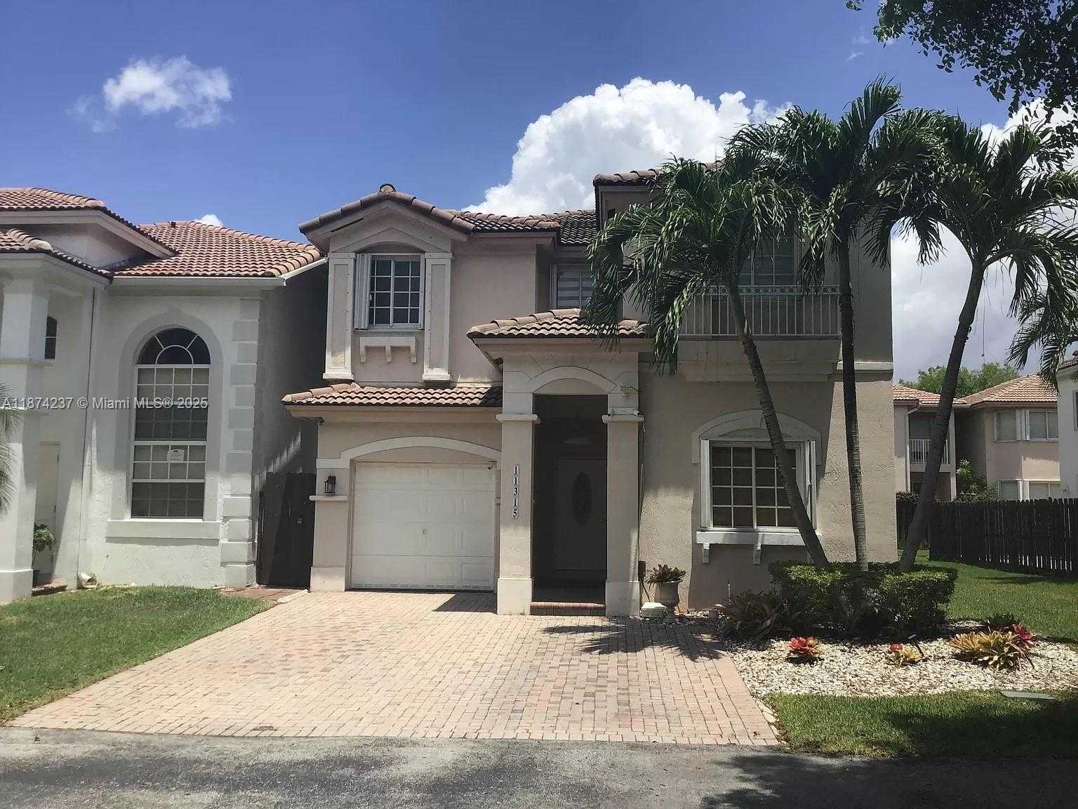 Small Image of 11315 NORTH WEST 72ND LN #11315, Doral Number 2