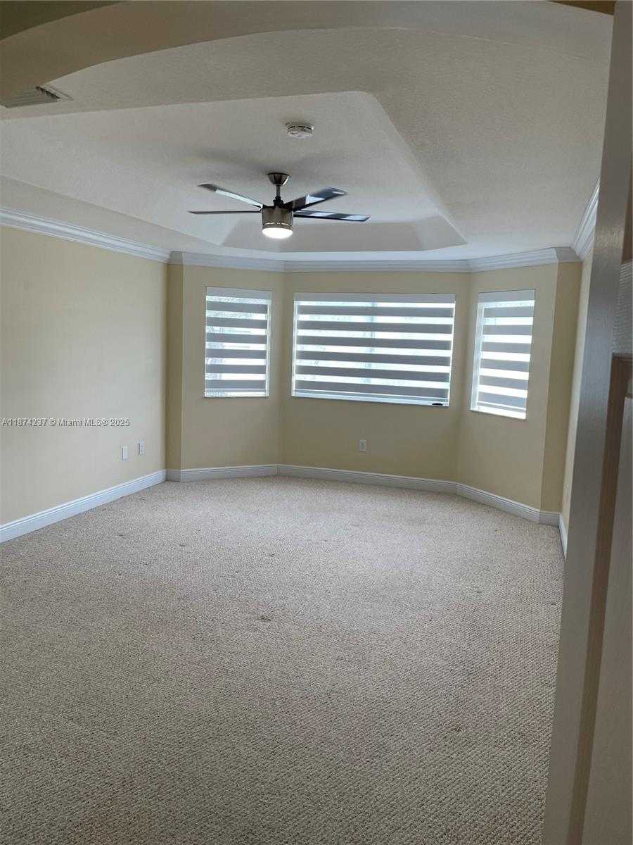 Small Image of 11315 NORTH WEST 72ND LN #11315, Doral Number 22