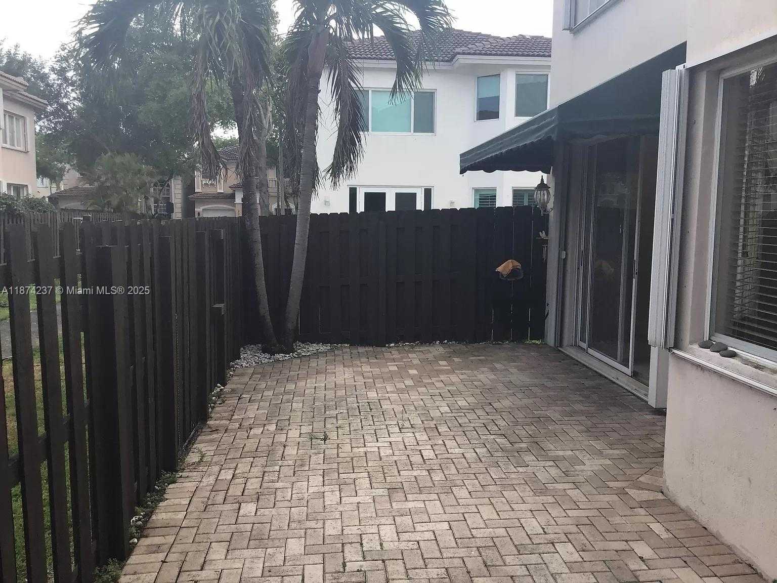 Small Image of 11315 NORTH WEST 72ND LN #11315, Doral Number 38
