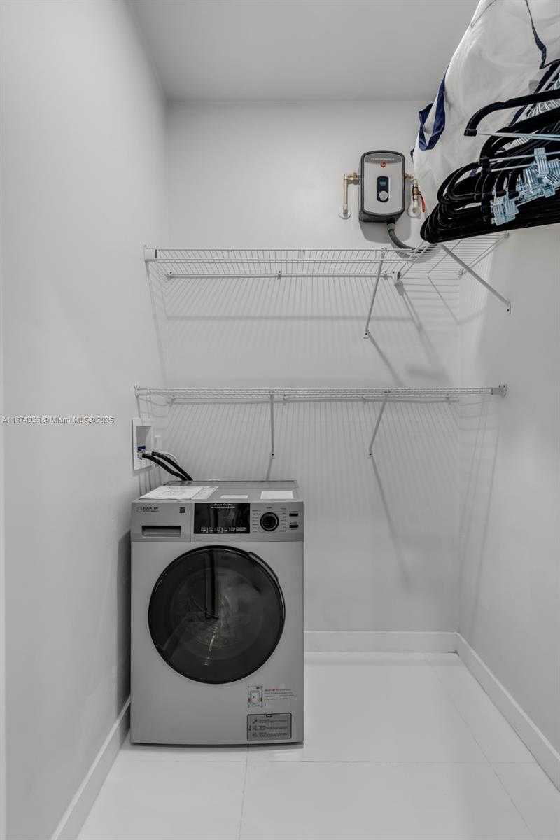 Small Image of 1430 NORTH EAST 11TH ST #2, Homestead Number 15