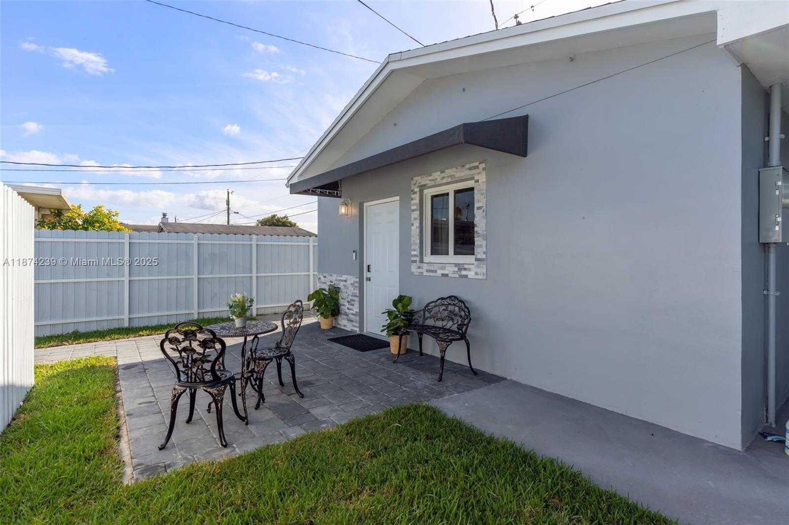 Small Image of 1430 NORTH EAST 11TH ST #2, Homestead Number 2