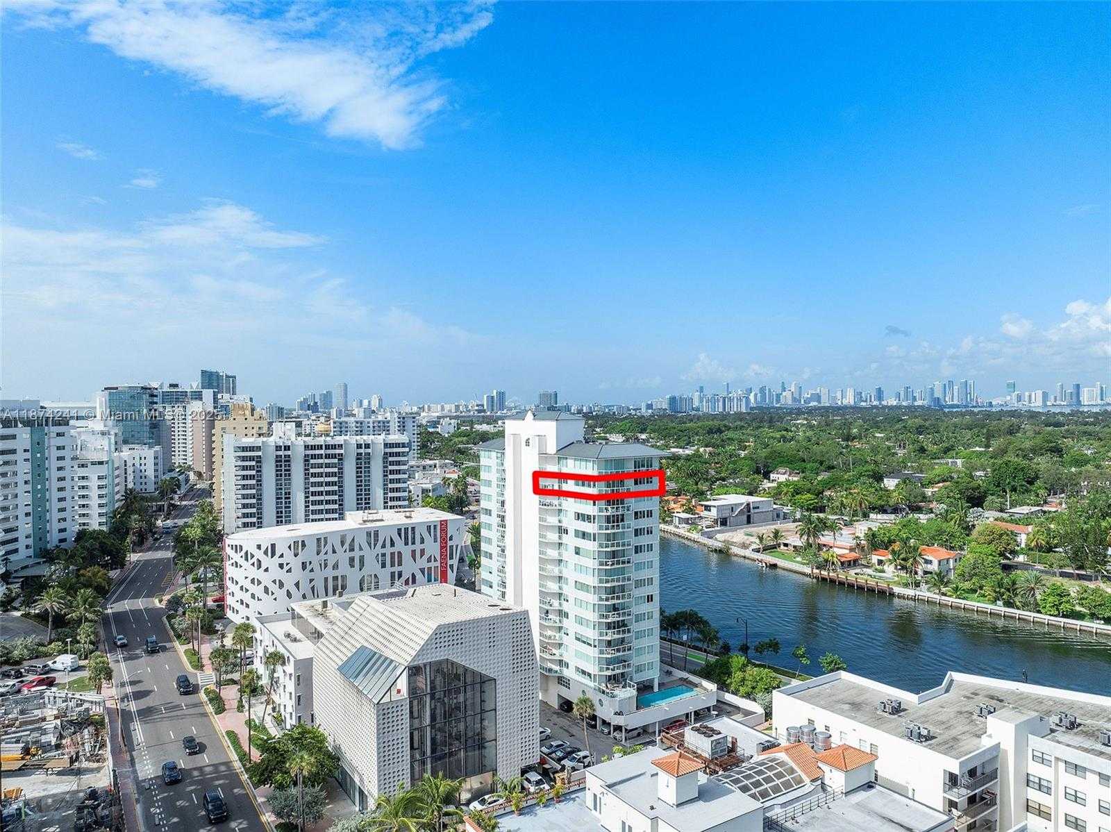 Small Image of 3411 INDIAN CREEK DR #LPH1401, Miami Beach Number 19
