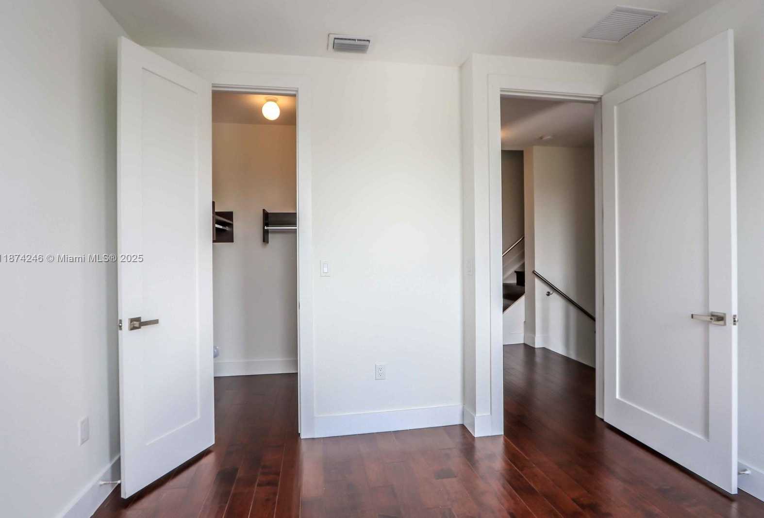 Small Image of 9123 NORTH WEST 33RD ST #9123, Doral Number 12
