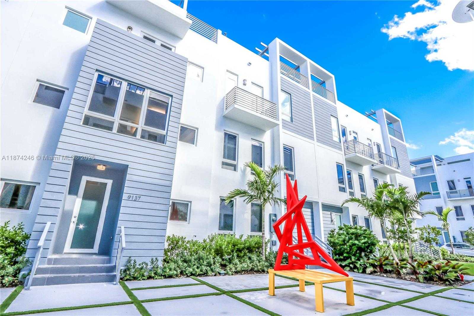 Small Image of 9123 NORTH WEST 33RD ST #9123, Doral Number 4