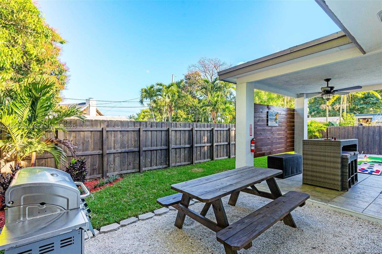 Small Image of 1075 NORTH EAST 12TH AVE #1075, Homestead Number 23