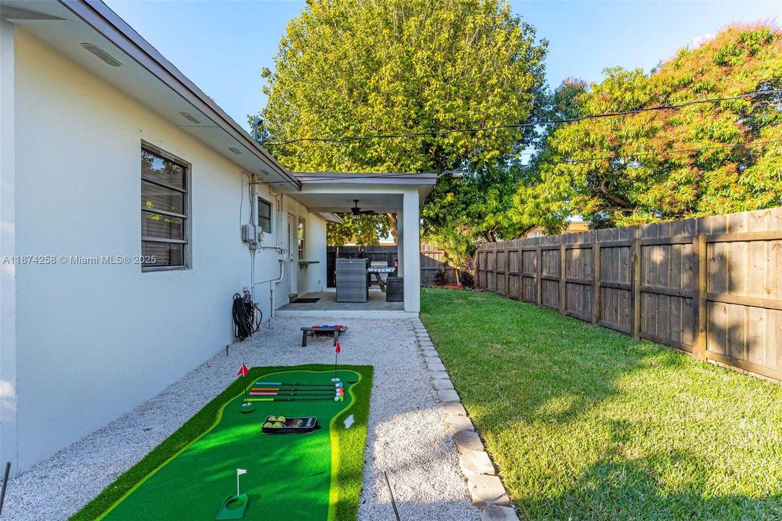 Small Image of 1075 NORTH EAST 12TH AVE #1075, Homestead Number 28