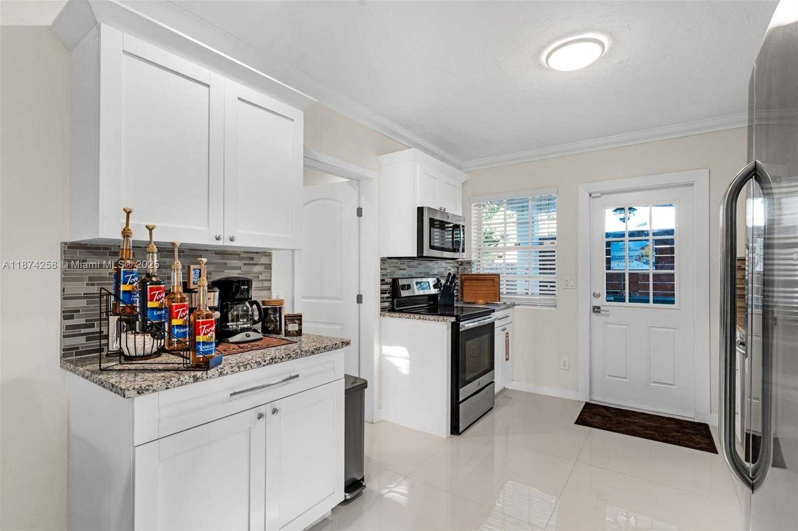 Small Image of 1075 NORTH EAST 12TH AVE #1075, Homestead Number 6