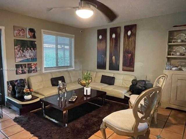 Small Image of 2701 SOUTH WEST 79TH AVE, Miami Number 13