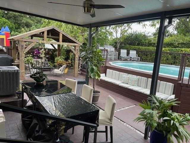 Small Image of 2701 SOUTH WEST 79TH AVE, Miami Number 21