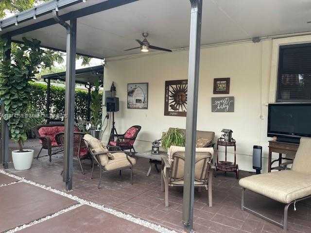 Small Image of 2701 SOUTH WEST 79TH AVE, Miami Number 30