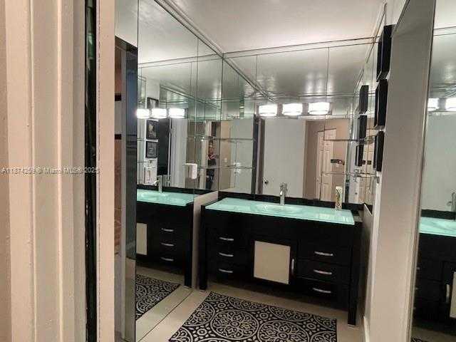 Small Image of 2701 SOUTH WEST 79TH AVE, Miami Number 42