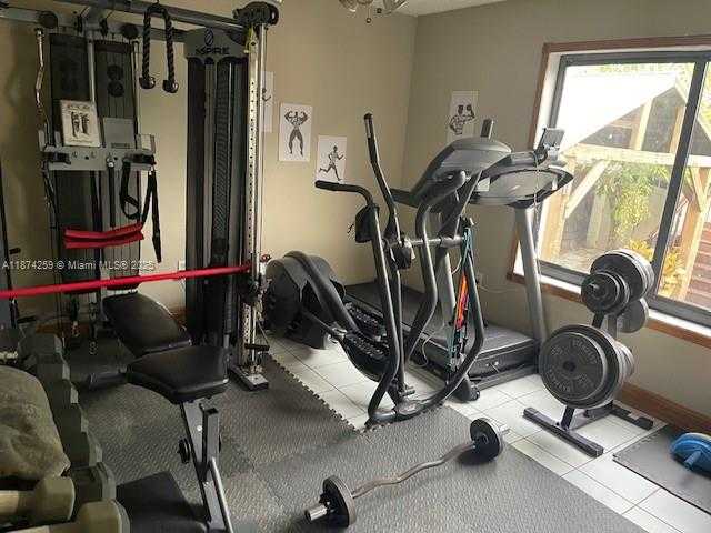 Small Image of 2701 SOUTH WEST 79TH AVE, Miami Number 52
