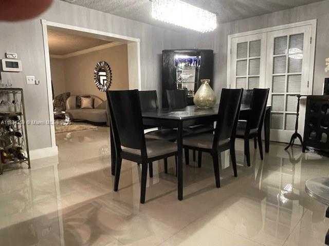 Small Image of 2701 SOUTH WEST 79TH AVE, Miami Number 7
