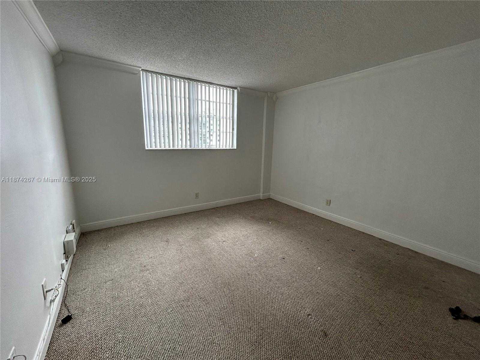 Small Image of 19390 COLLINS AVE #1212, Sunny Isles Beach Number 6
