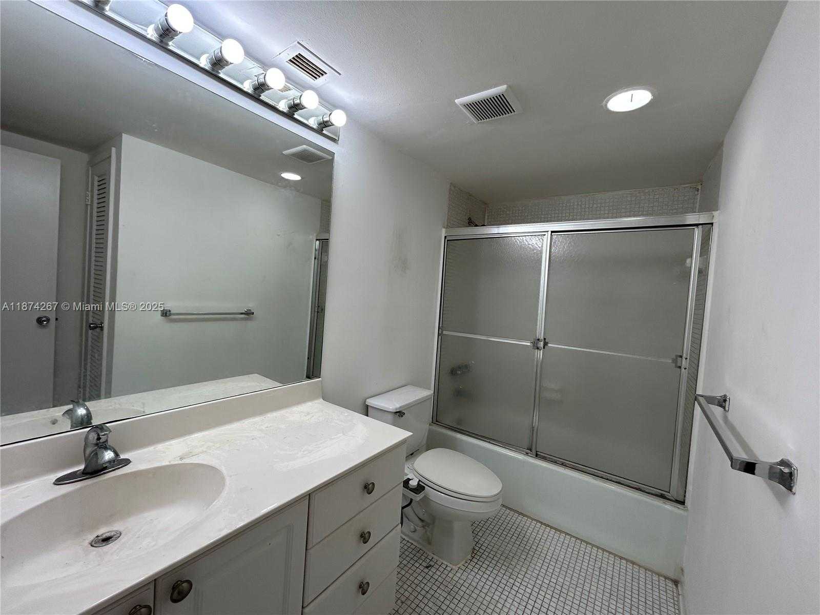 Small Image of 19390 COLLINS AVE #1212, Sunny Isles Beach Number 8