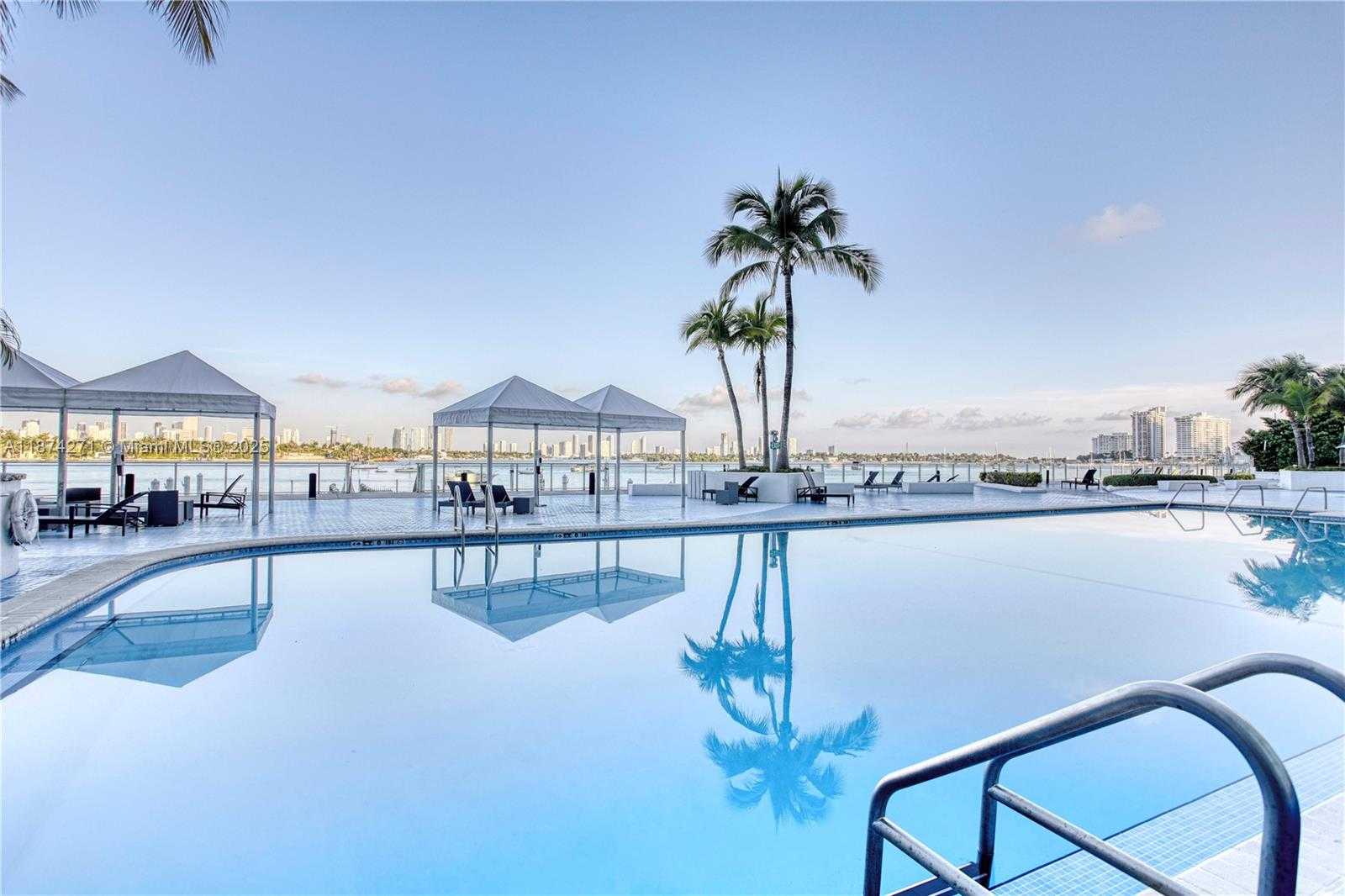 Small Image of 1000 WEST AVE #PH22, Miami Beach Number 13