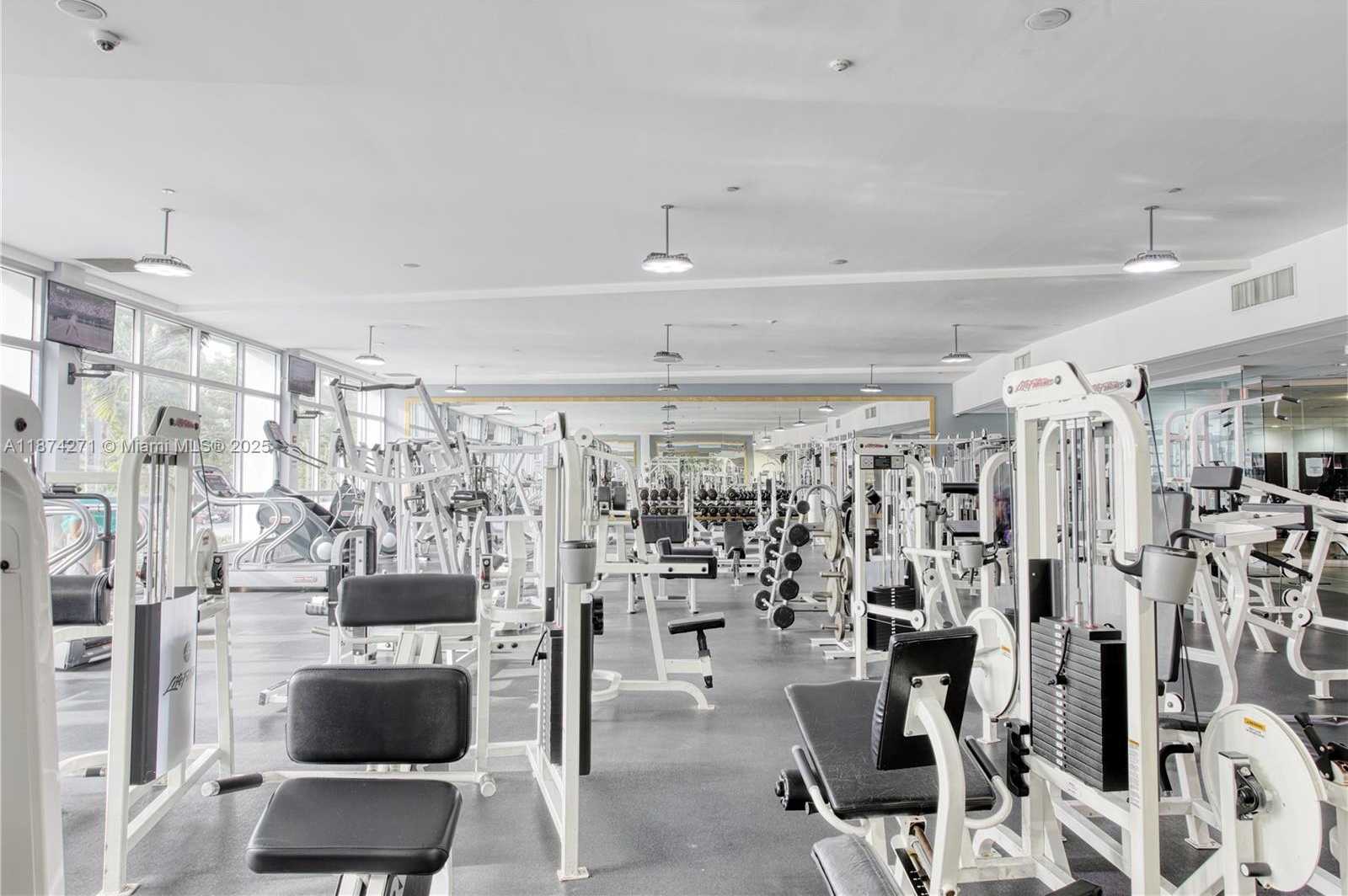 Small Image of 1000 WEST AVE #PH22, Miami Beach Number 25