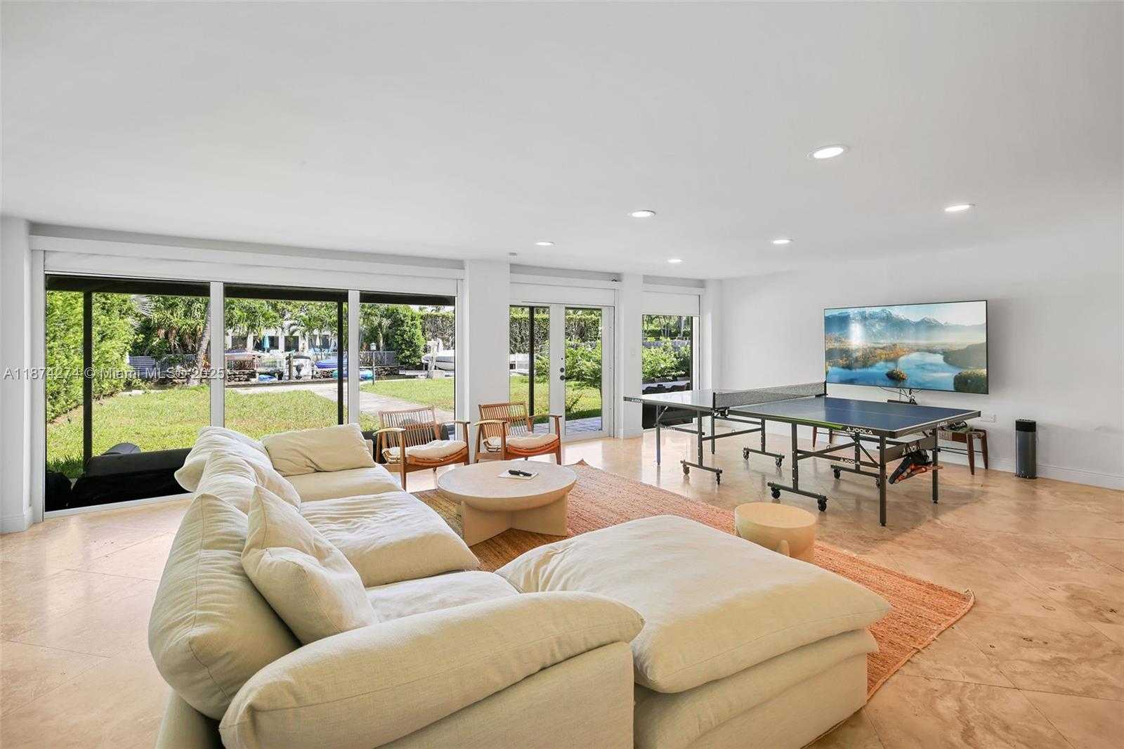 Small Image of 1681 DAYTONIA RD, Miami Beach Number 15