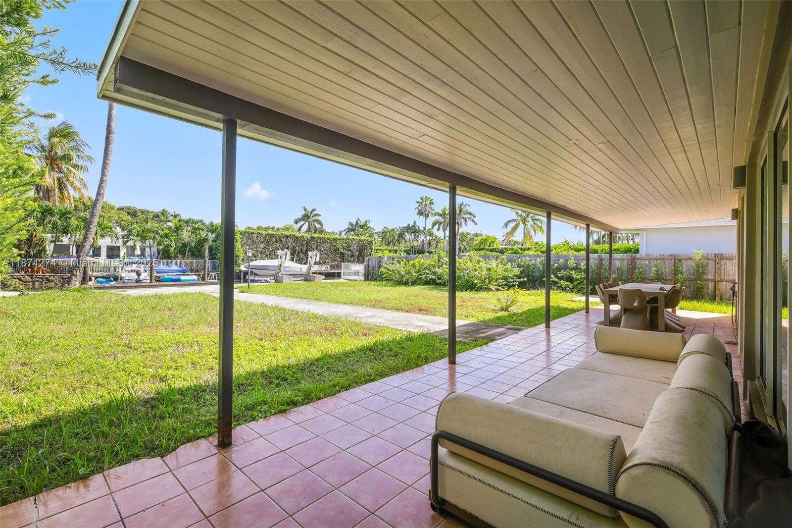 Small Image of 1681 DAYTONIA RD, Miami Beach Number 20