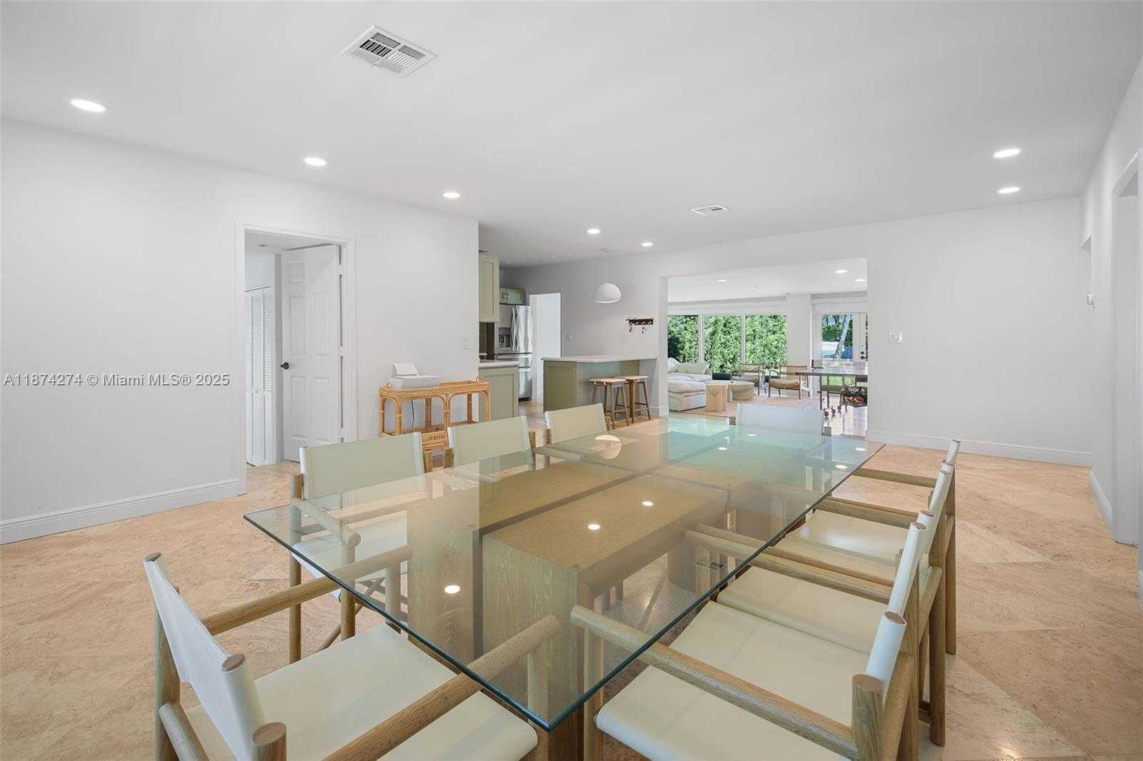 Small Image of 1681 DAYTONIA RD, Miami Beach Number 8