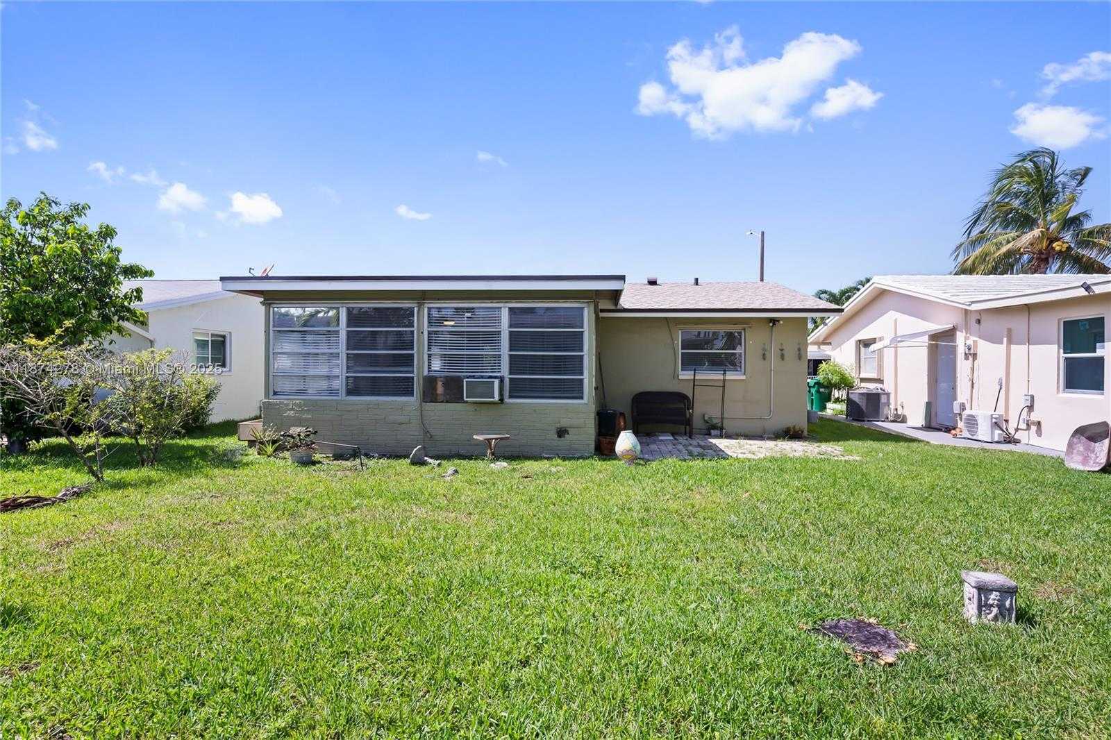 Small Image of 4938 NORTH WEST 54TH CT, Tamarac Number 23