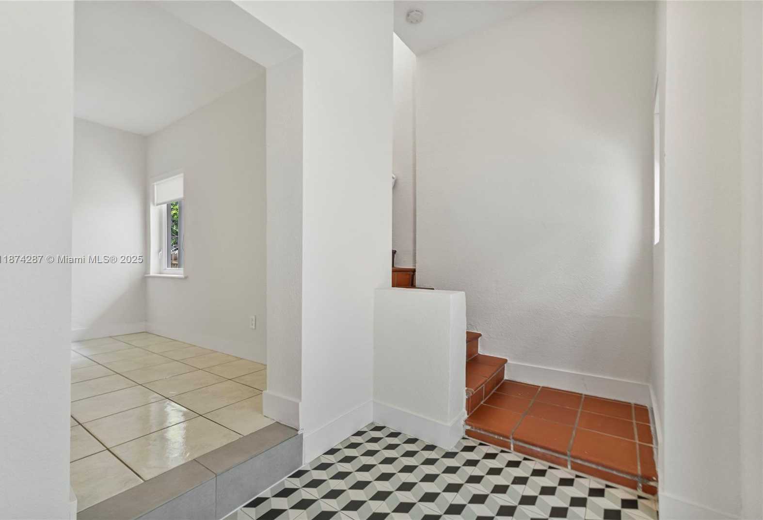 Small Image of 2356 SOUTH WEST 16TH AVE, Miami Number 16