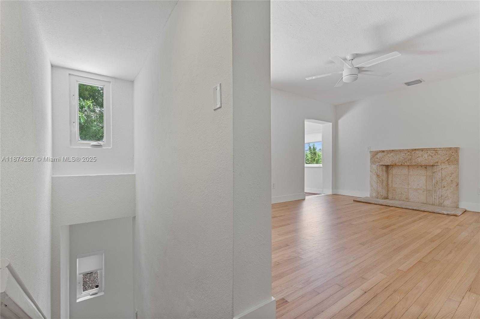 Small Image of 2356 SOUTH WEST 16TH AVE, Miami Number 18