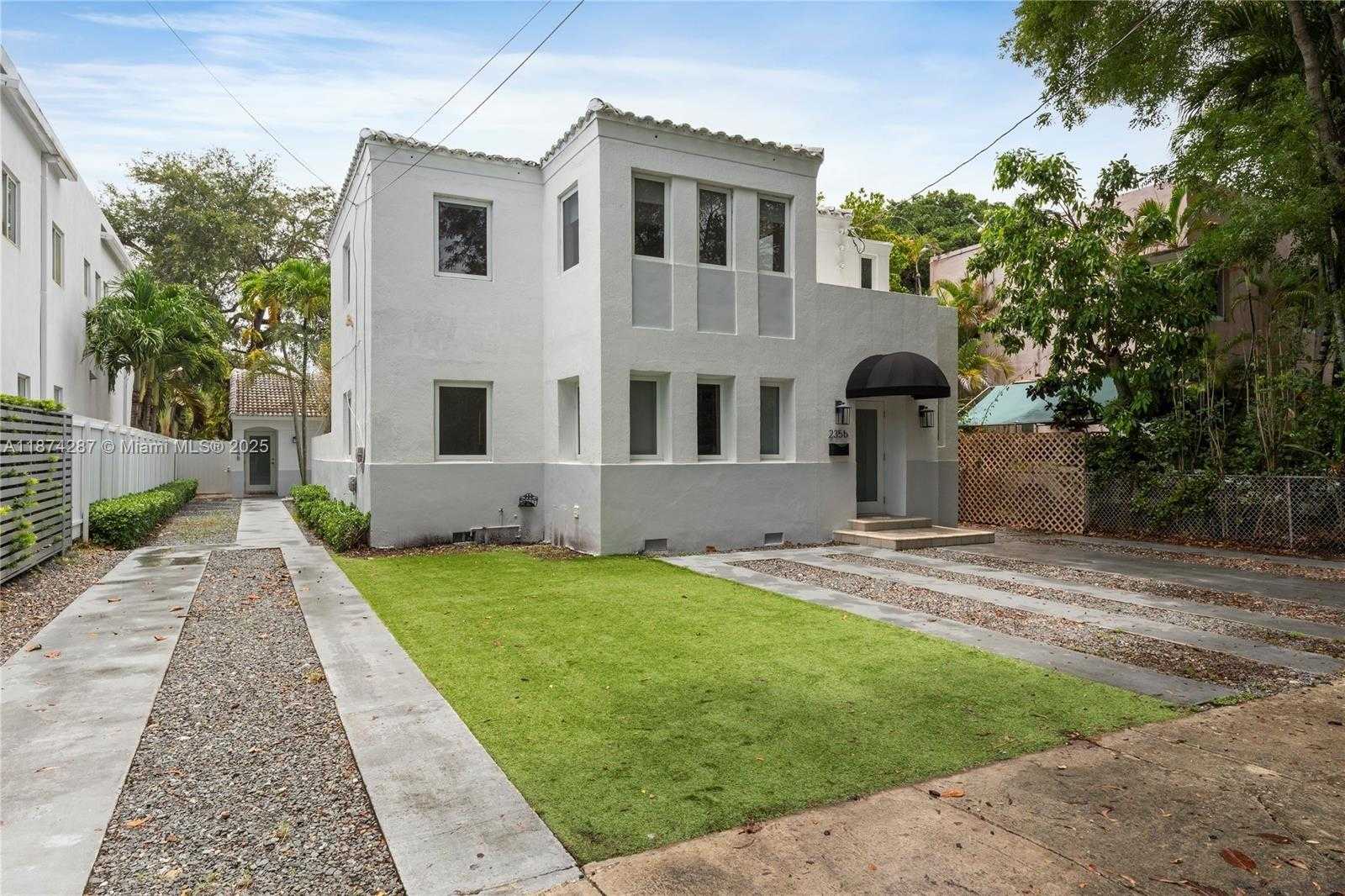 Small Image of 2356 SOUTH WEST 16TH AVE, Miami Number 26
