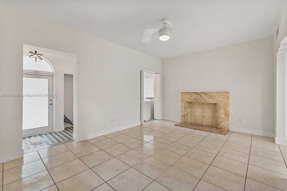 Small Image of 2356 SOUTH WEST 16TH AVE, Miami Number 3