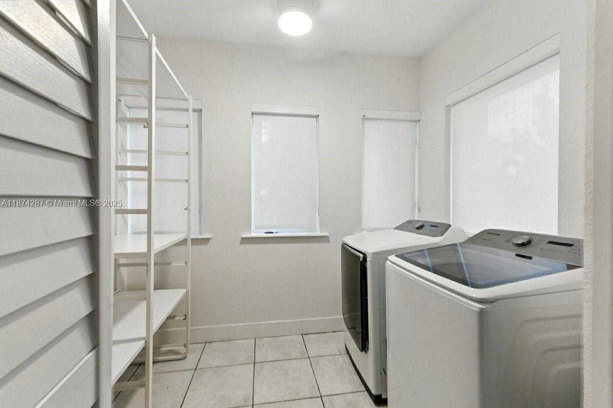 Small Image of 2356 SOUTH WEST 16TH AVE, Miami Number 5