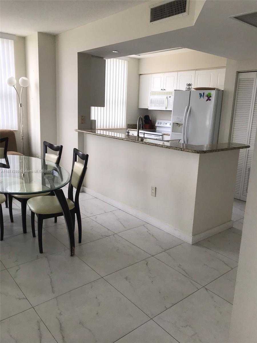 Small Image of 19501 WEST COUNTRY CLUB DR #509, Aventura Number 19