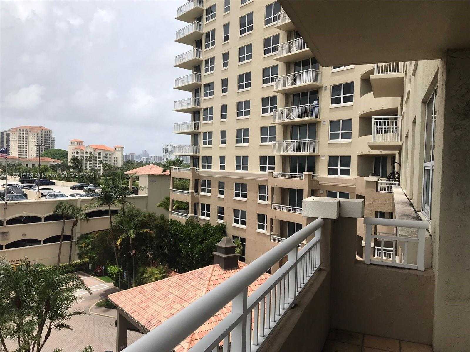 Small Image of 19501 WEST COUNTRY CLUB DR #509, Aventura Number 39