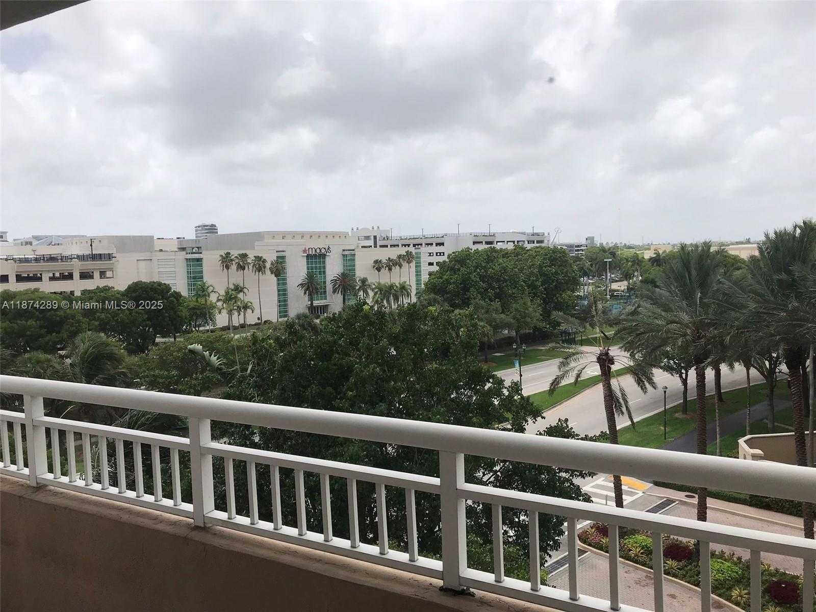 Small Image of 19501 WEST COUNTRY CLUB DR #509, Aventura Number 40