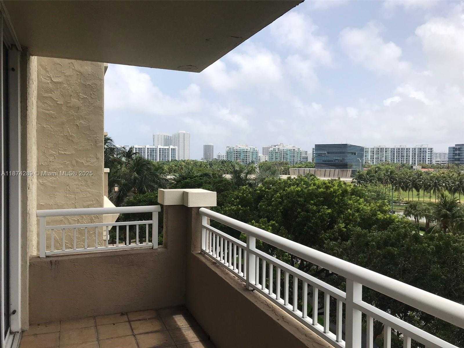 Small Image of 19501 WEST COUNTRY CLUB DR #509, Aventura Number 46