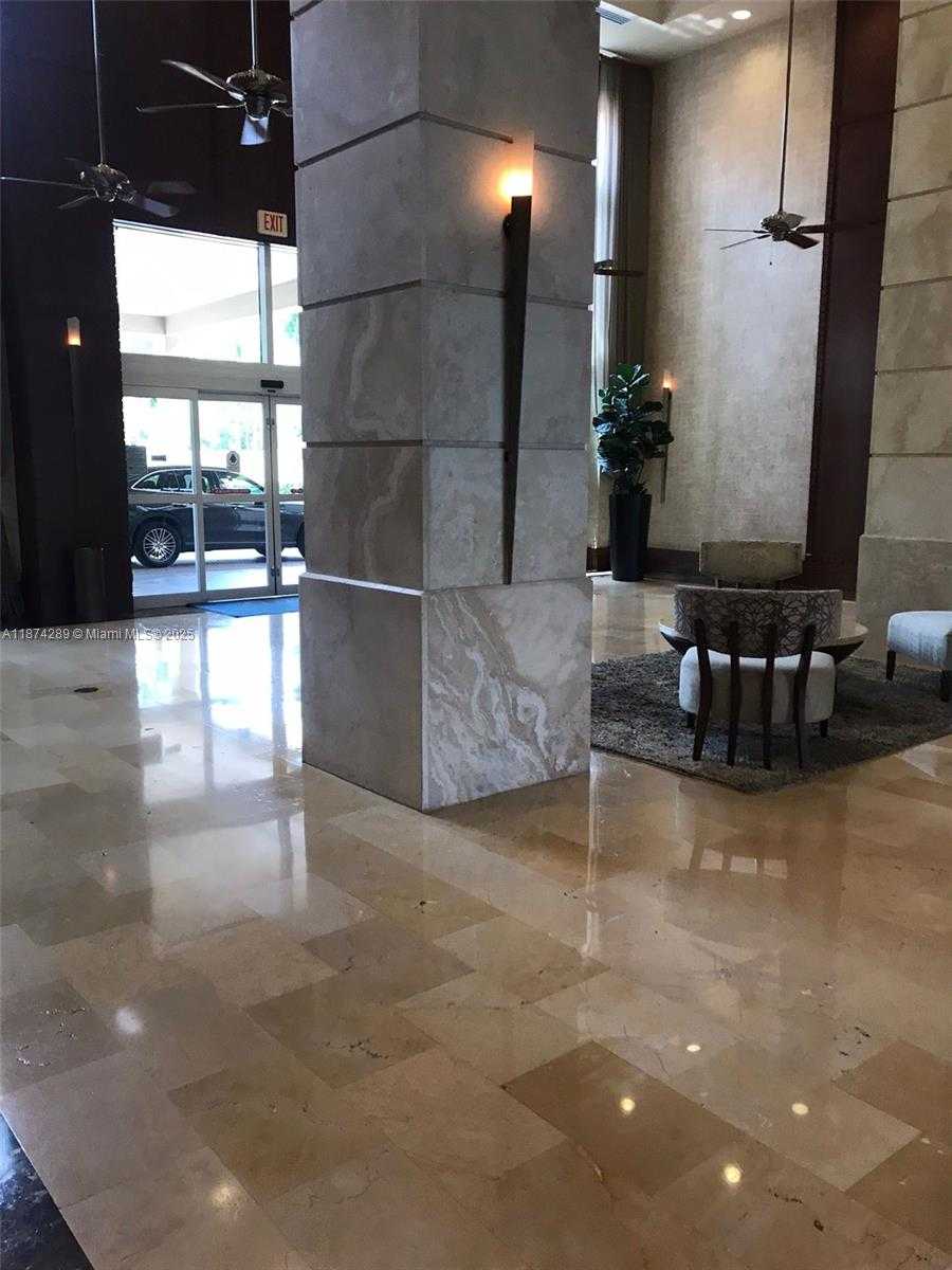 Small Image of 19501 WEST COUNTRY CLUB DR #509, Aventura Number 9