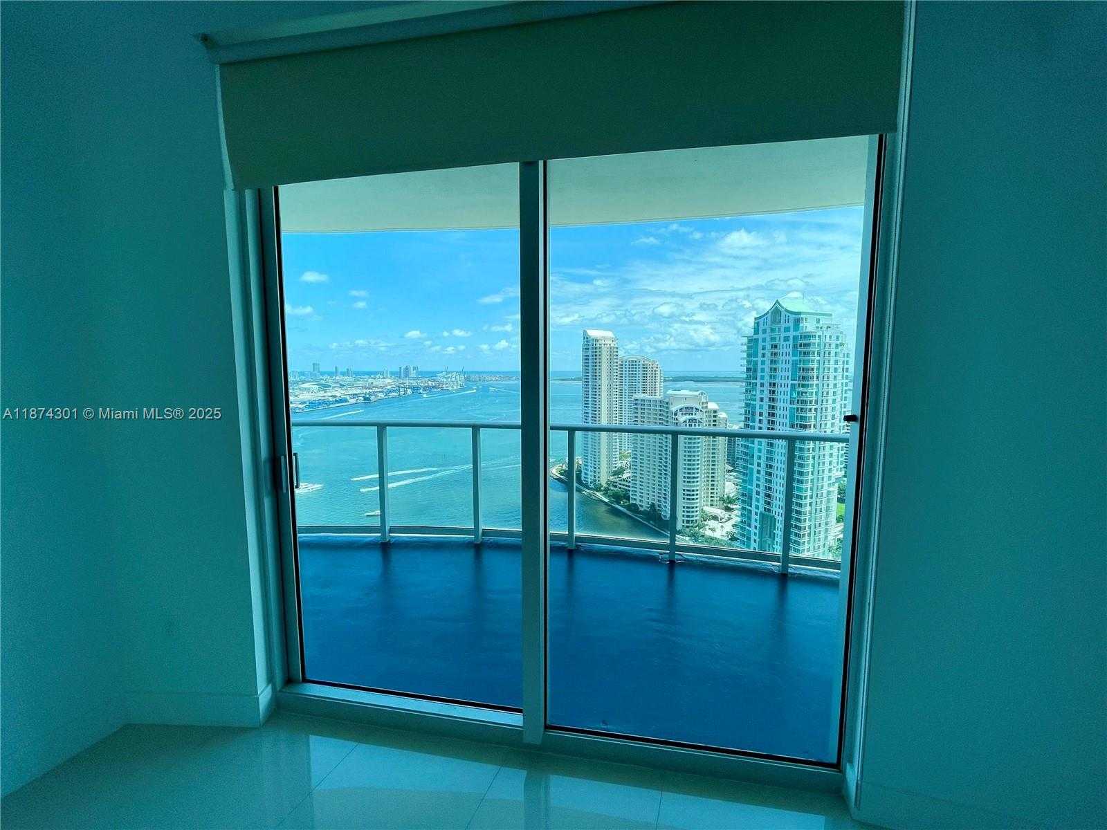 Small Image of 300 SOUTH BISCAYNE BLVD #T-3410, Miami Number 15