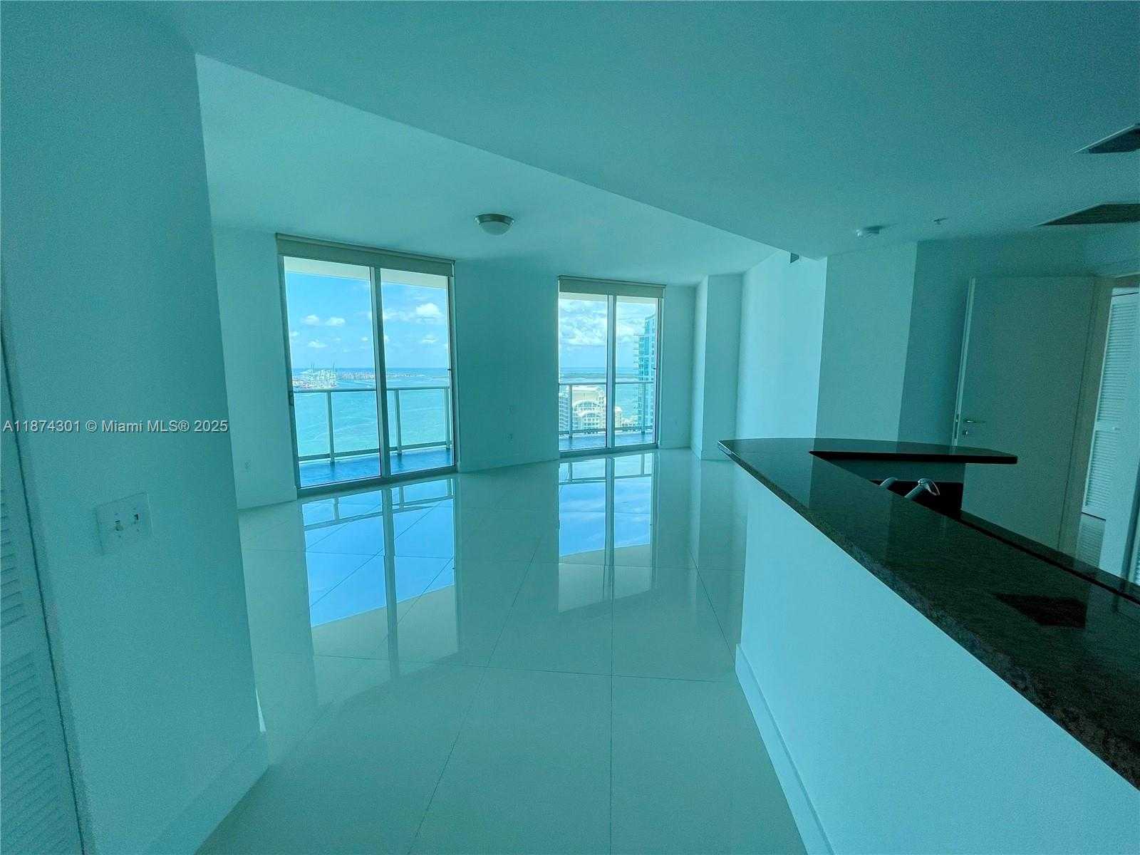 Small Image of 300 SOUTH BISCAYNE BLVD #T-3410, Miami Number 5