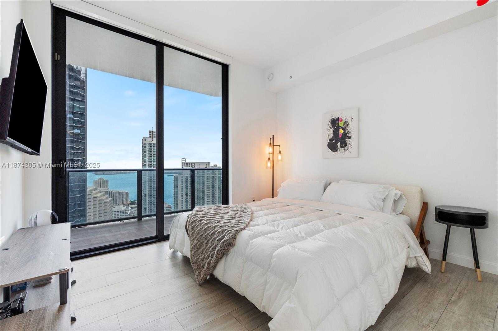 Small Image of 45 SOUTH WEST 9TH ST #4301, Miami Number 16