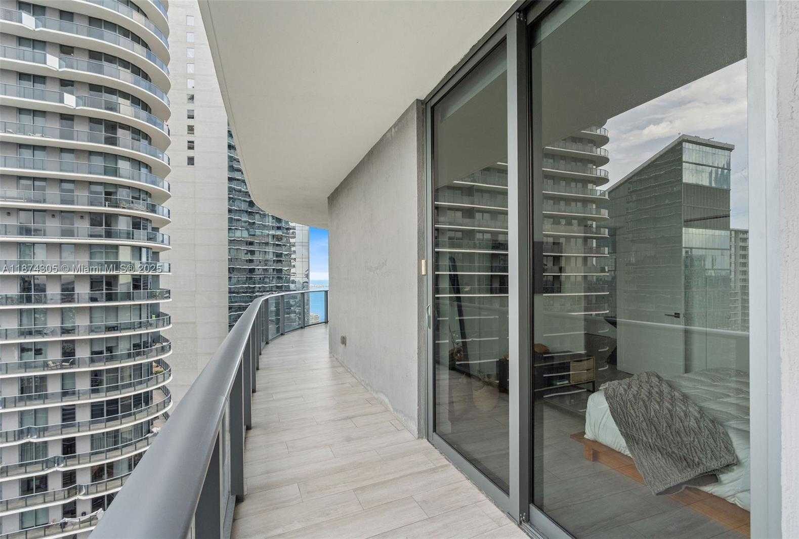 Small Image of 45 SOUTH WEST 9TH ST #4301, Miami Number 27