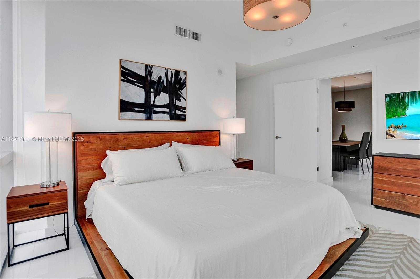 Small Image of 851 NORTH EAST 1ST AVE #3001, Miami Number 5