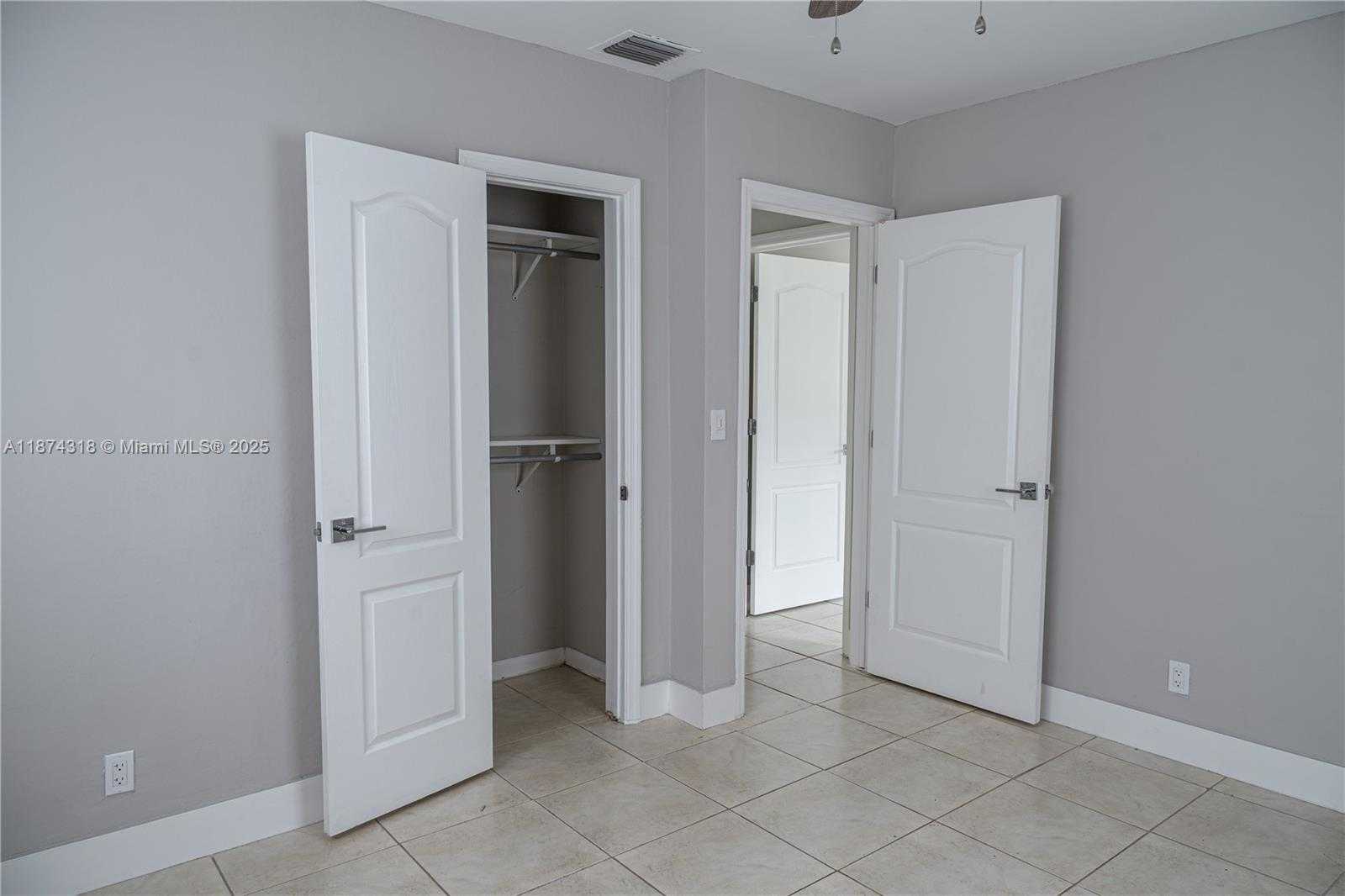 Small Image of 2842 JACKSON ST, Hollywood Number 11
