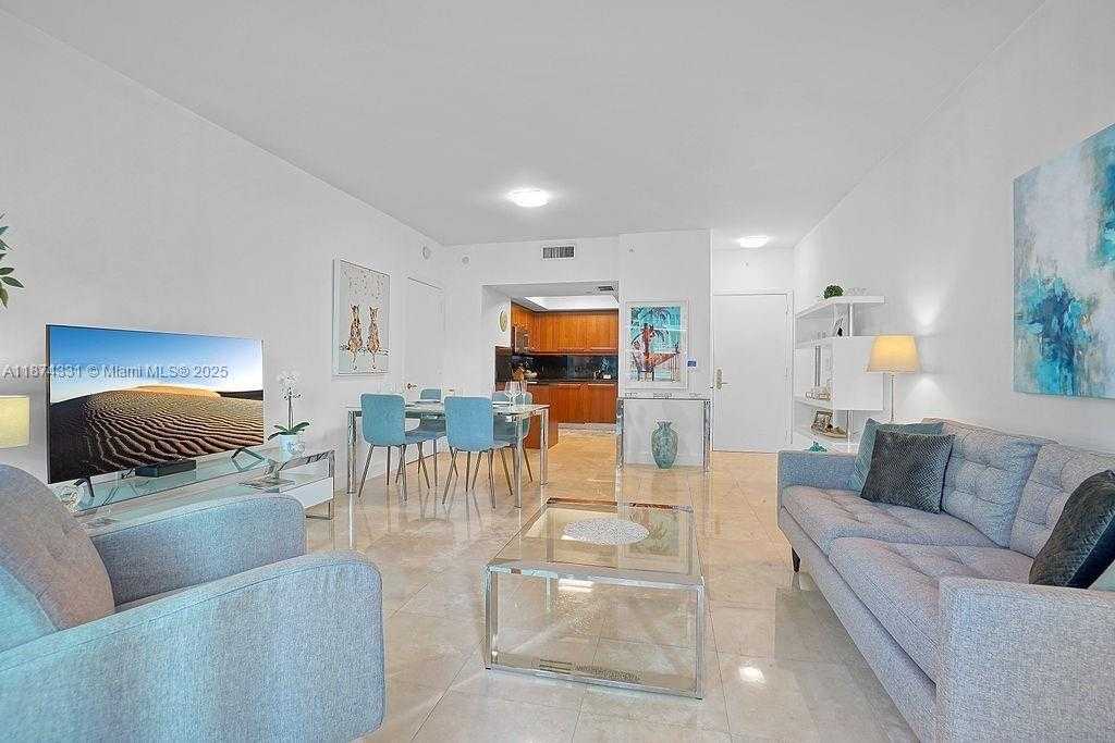 Small Image of 1331 BRICKELL BAY DR #906, Miami Number 3