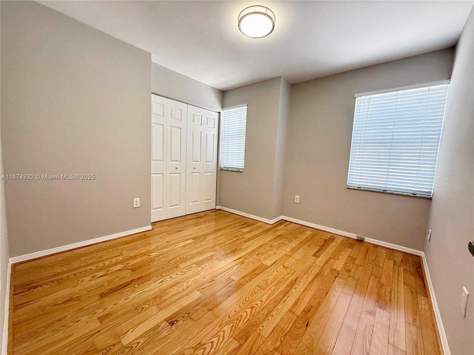 Small Image of 1140 OYSTERWOOD ST, Hollywood Number 28