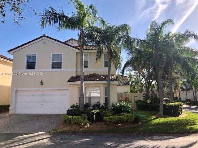 Small Image of 1140 OYSTERWOOD ST, Hollywood Number 3