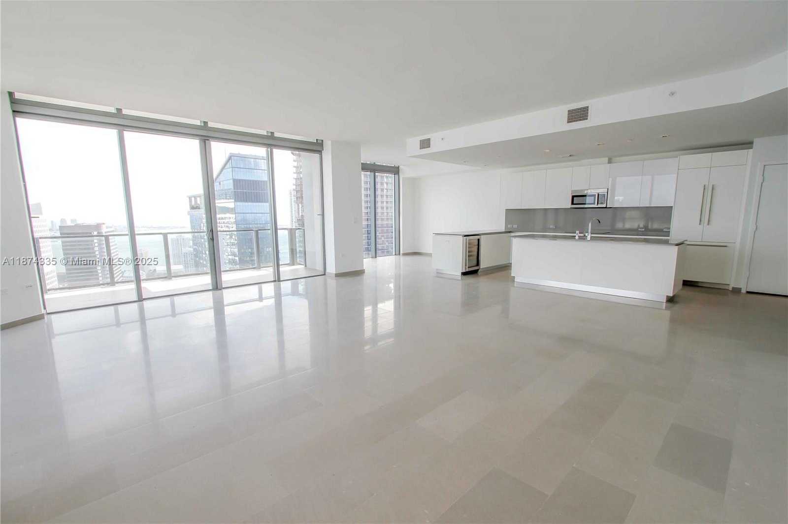 Small Image of 88 SOUTH WEST 7 #4111, Miami Number 5