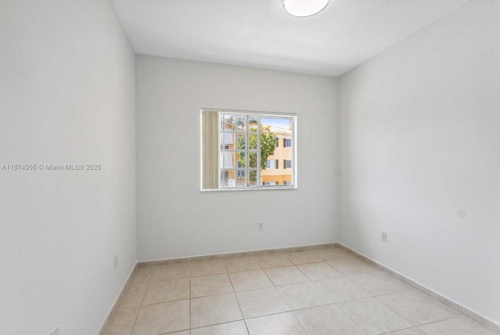 Small Image of 7270 NORTH WEST 114TH AVE #201, Doral Number 10