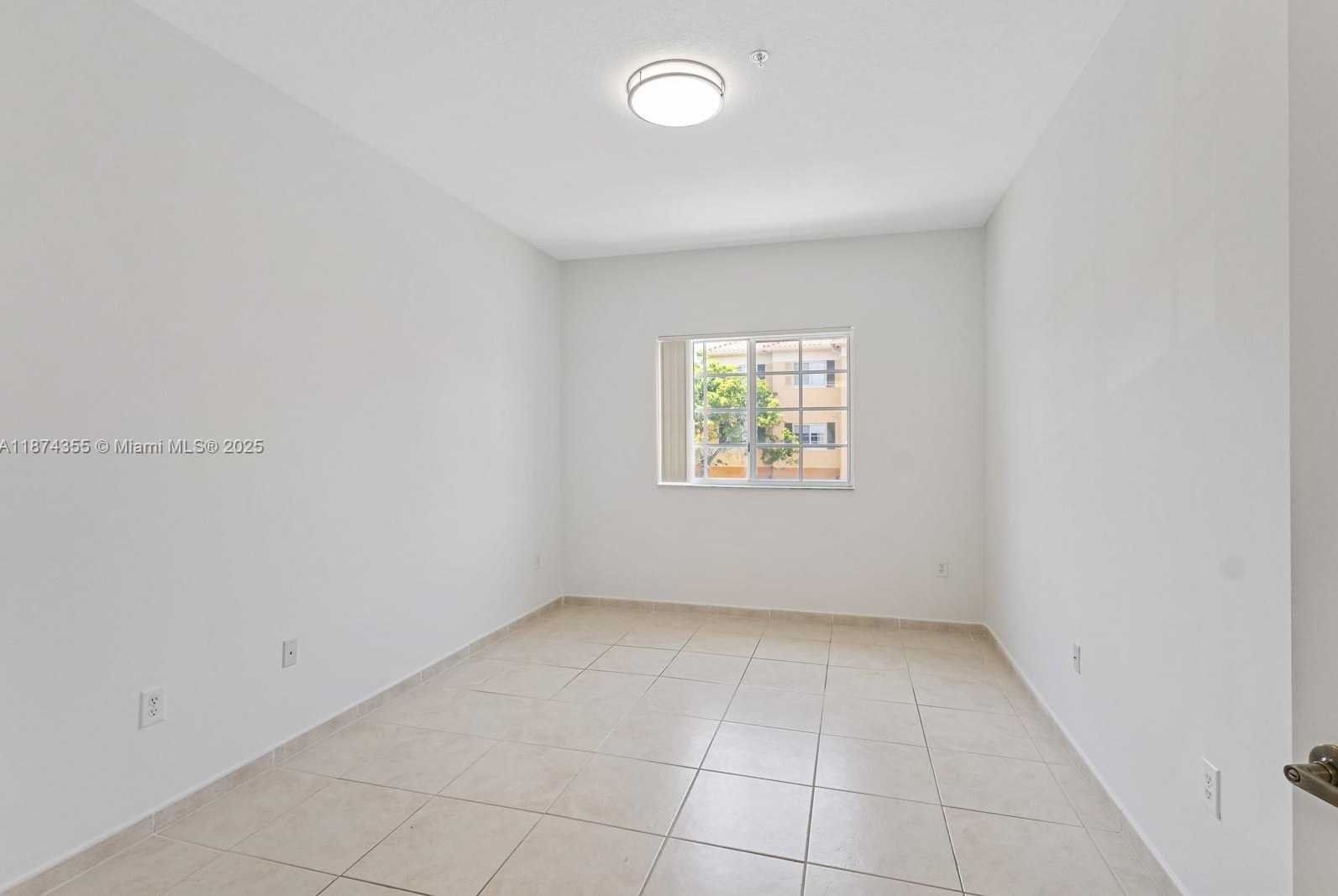 Small Image of 7270 NORTH WEST 114TH AVE #201, Doral Number 11