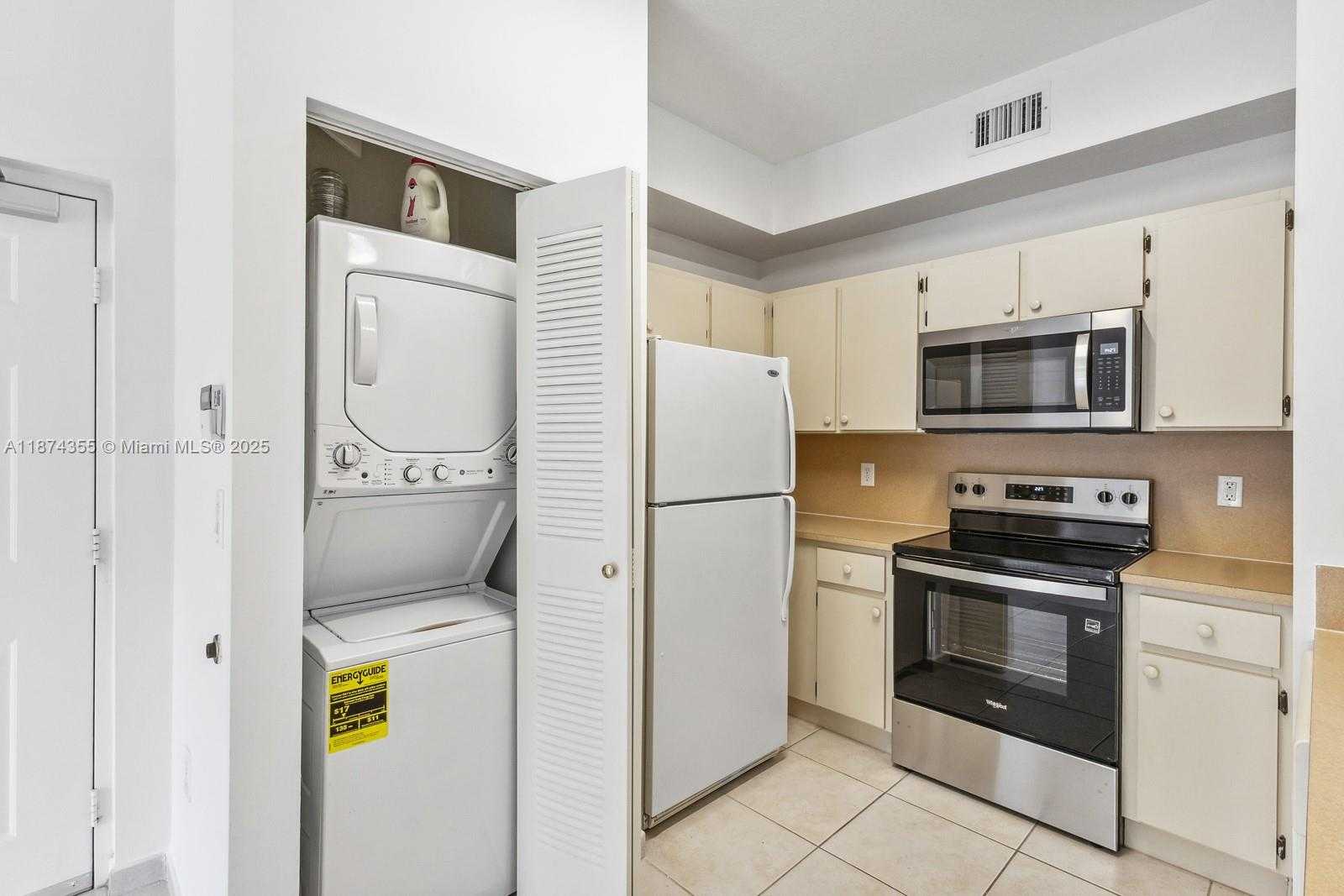 Small Image of 7270 NORTH WEST 114TH AVE #201, Doral Number 3