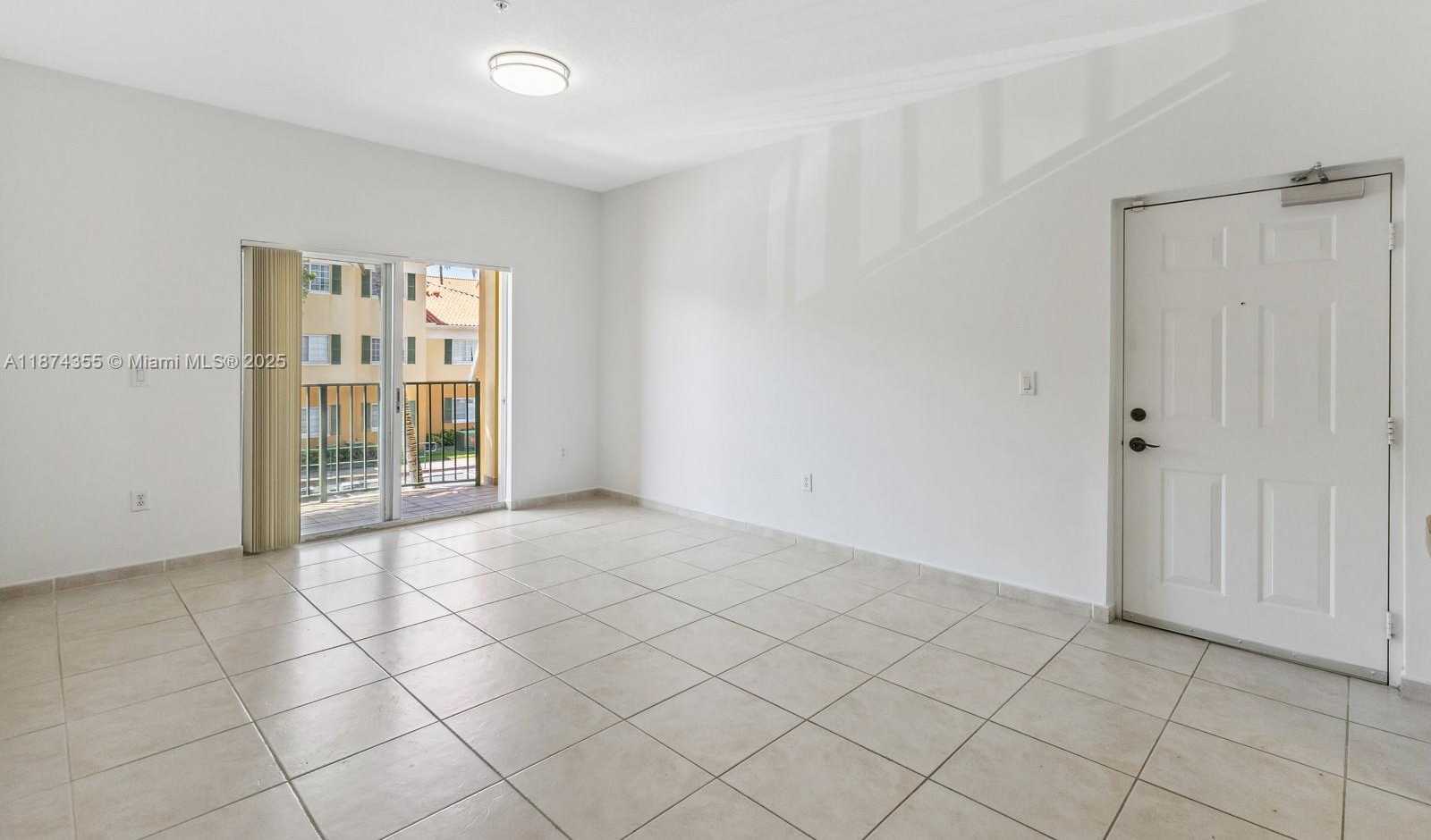 Small Image of 7270 NORTH WEST 114TH AVE #201, Doral Number 4