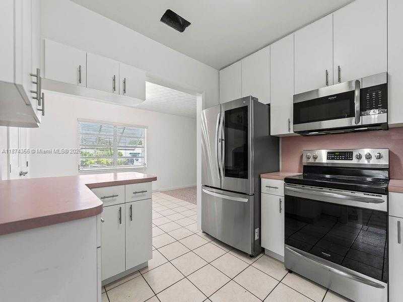 Small Image of 1515 NORTH EAST 2ND AVE, Homestead Number 12